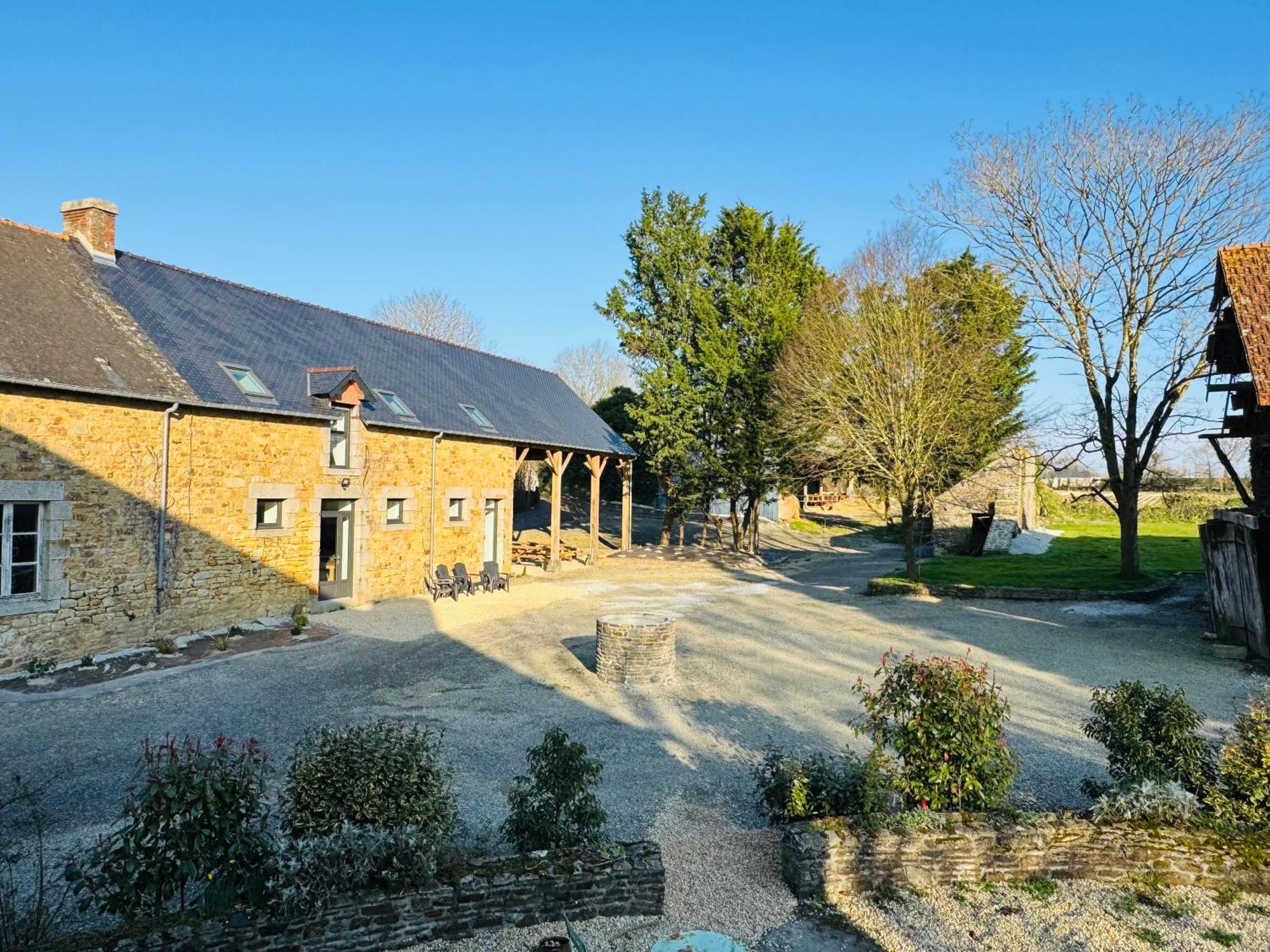 Gite Du Marais Pontorson Exterior photo